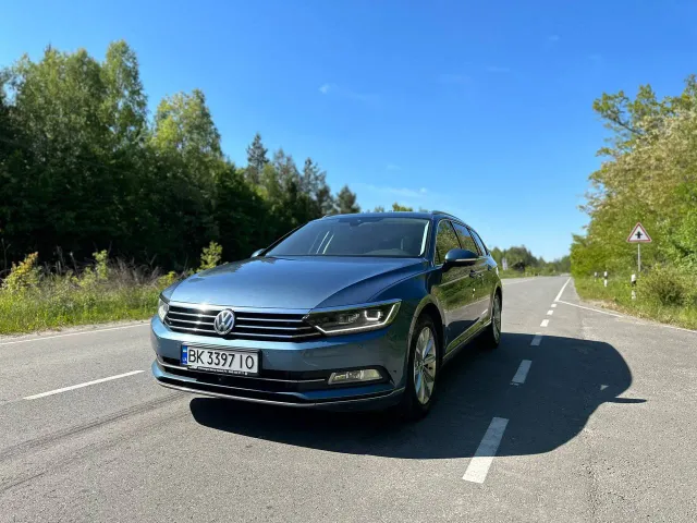 Volkswagen Passat - фото 3