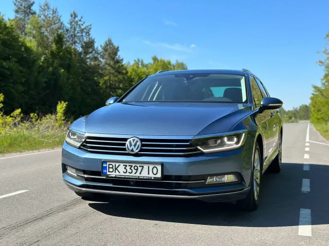 Volkswagen Passat - фото 4