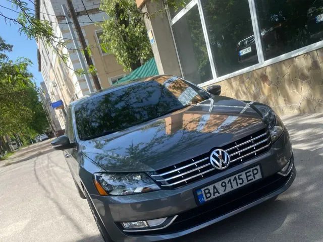 Volkswagen Passat - фото 3