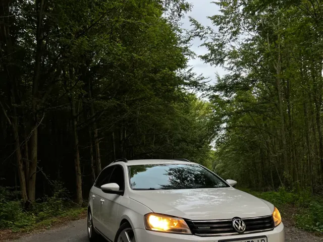 Volkswagen Passat - фото 1
