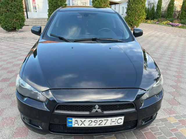 Mitsubishi Lancer - фото 2