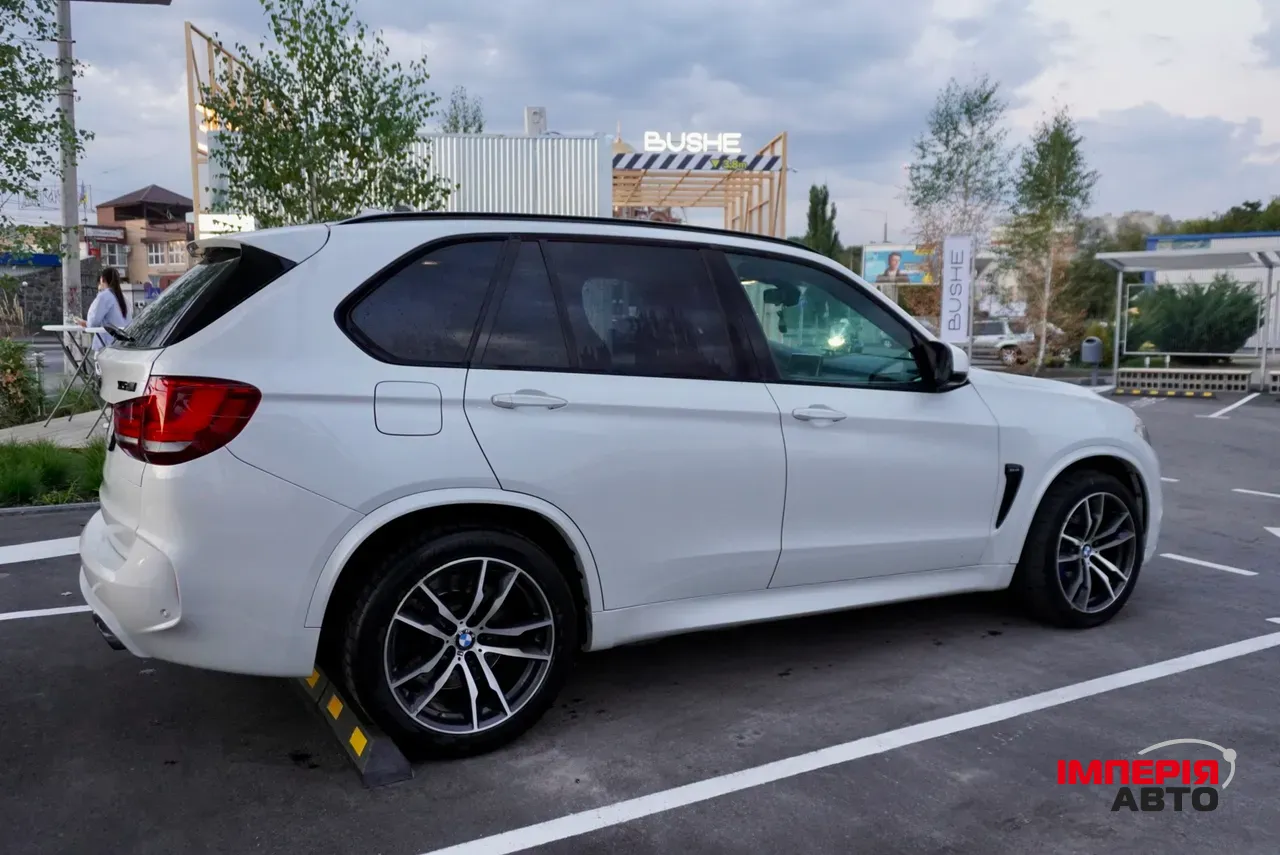 BMW X5 M - фото 7
