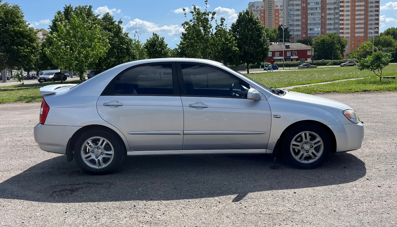 Kia Cerato - фото 8