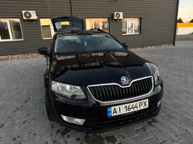 Skoda Octavia - фото 1
