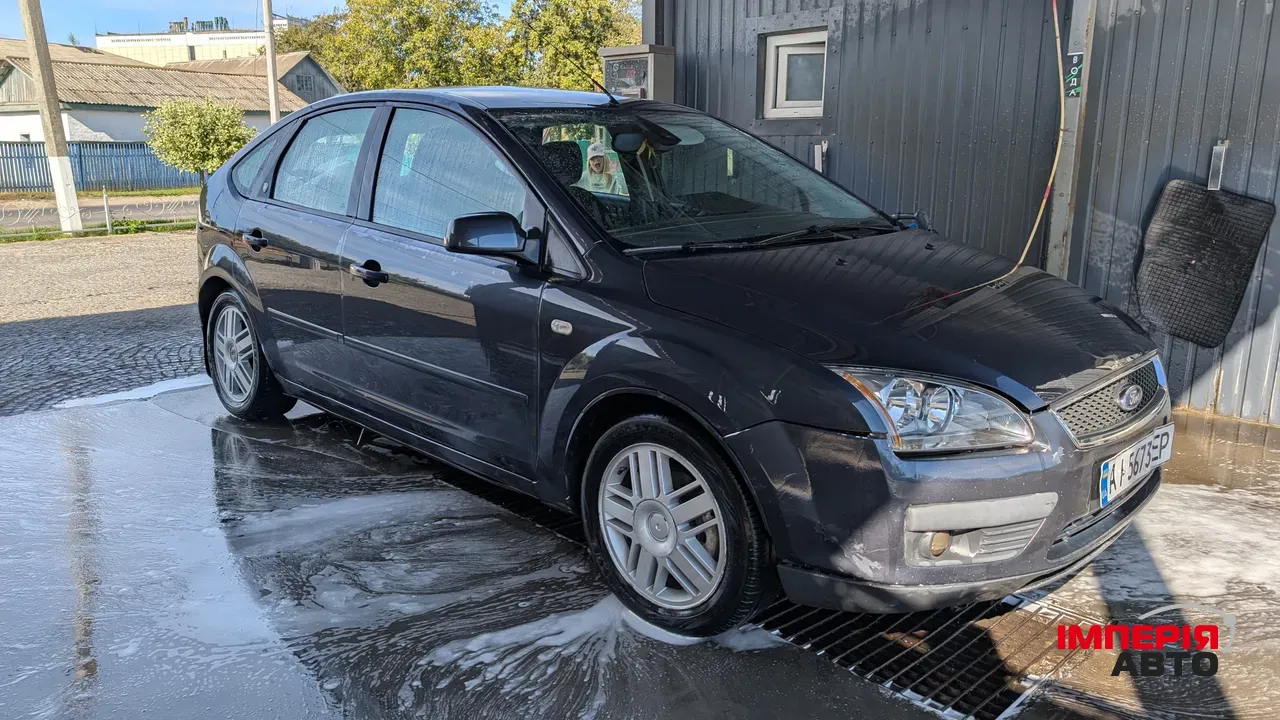 Ford Focus - фото 8