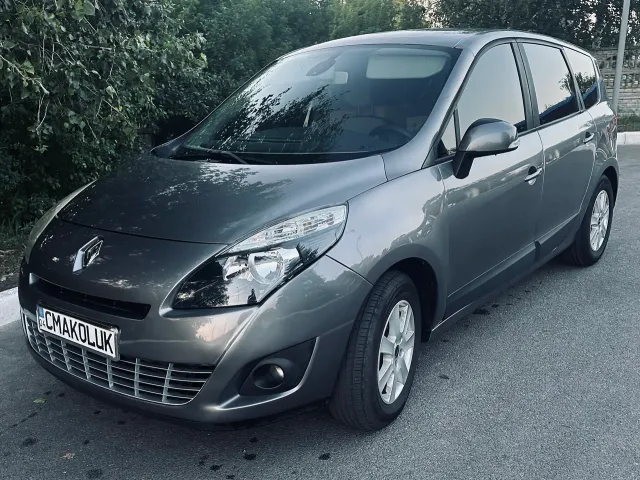 Renault Megane - фото 4