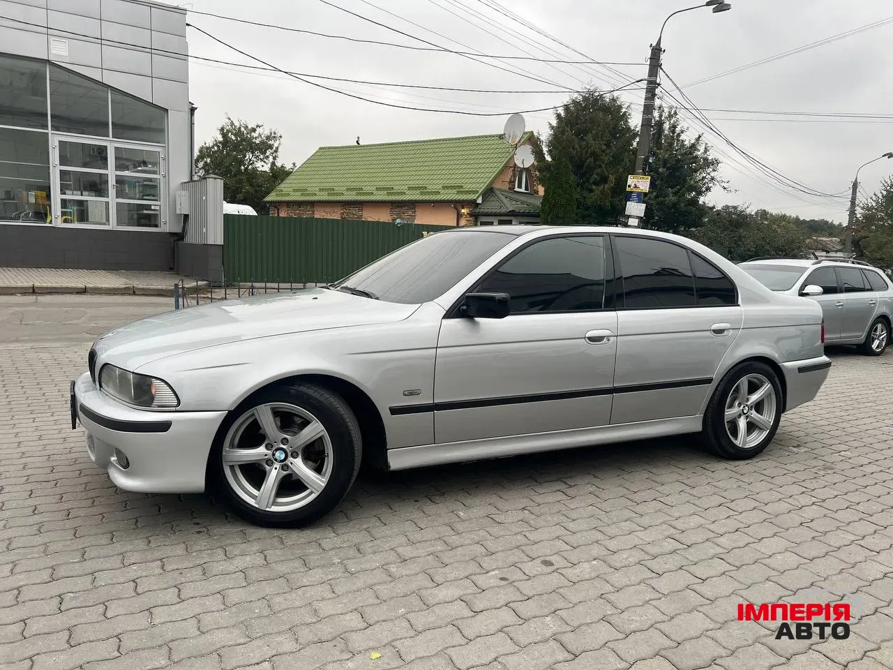 BMW 5 серії - фото 1