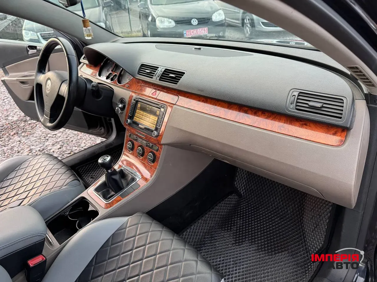 Volkswagen Passat - фото 15