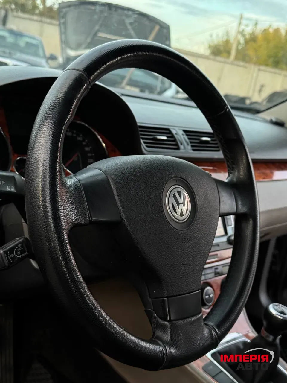 Volkswagen Passat - фото 7