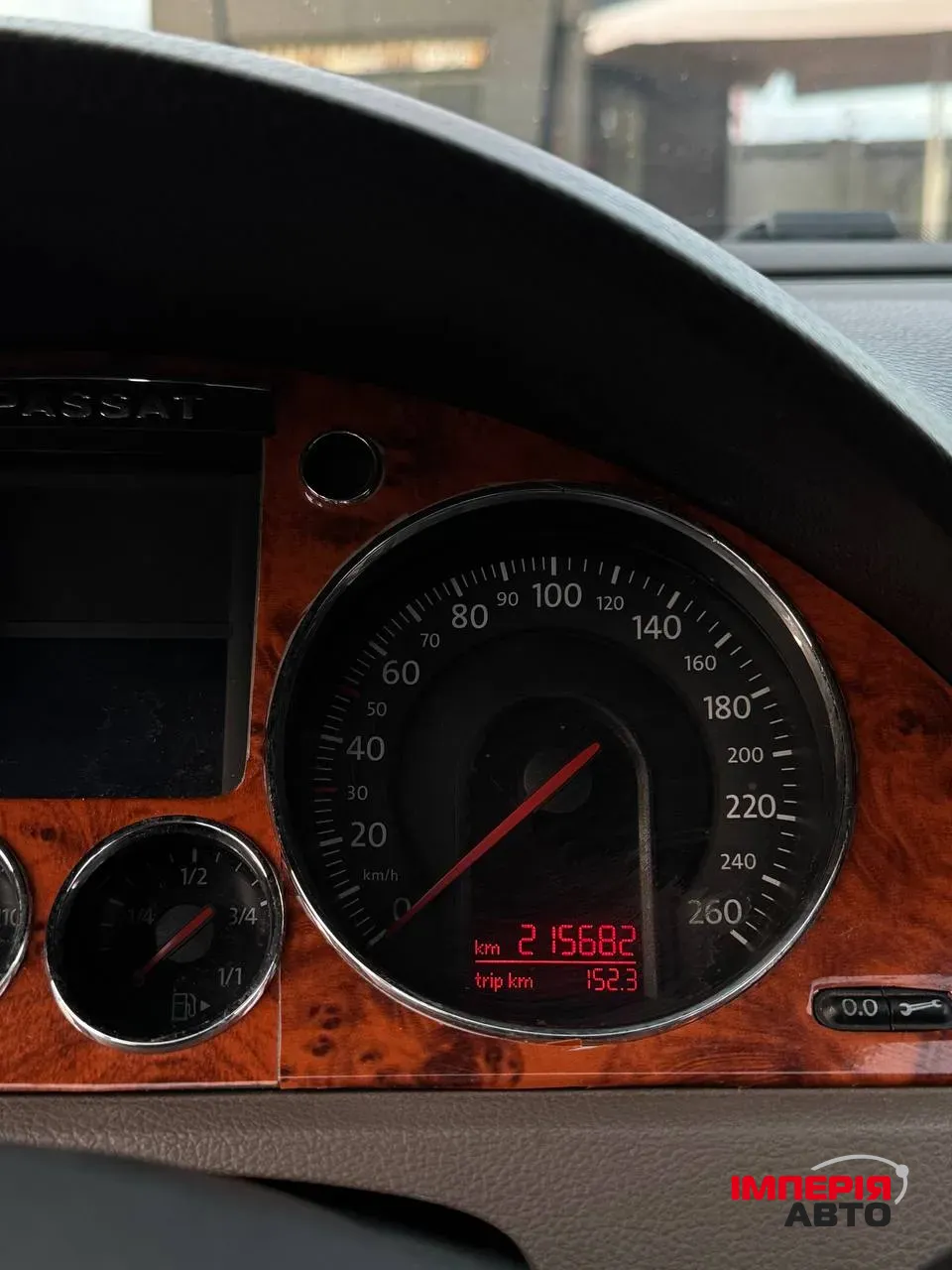 Volkswagen Passat - фото 2