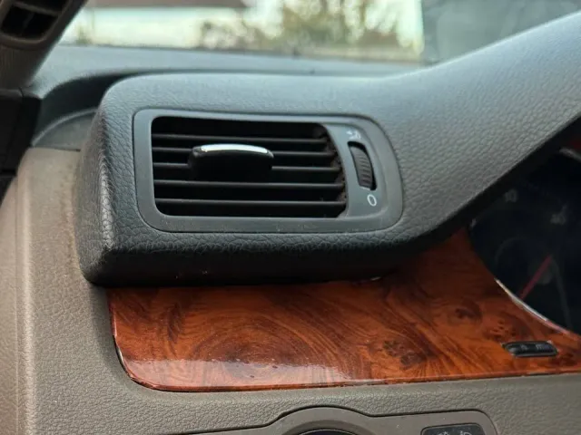Volkswagen Passat - фото 4