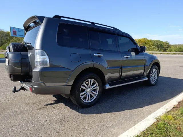Mitsubishi Pajero - фото 4
