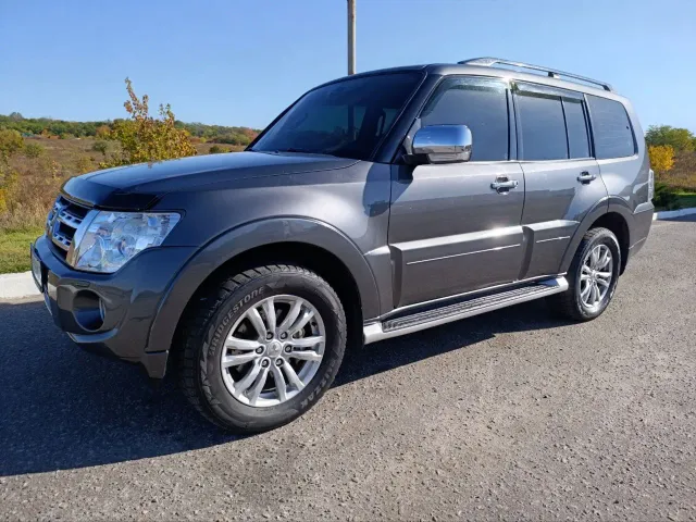 Mitsubishi Pajero - фото 2