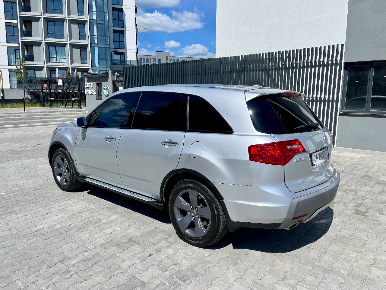 Acura MDX - фото 18