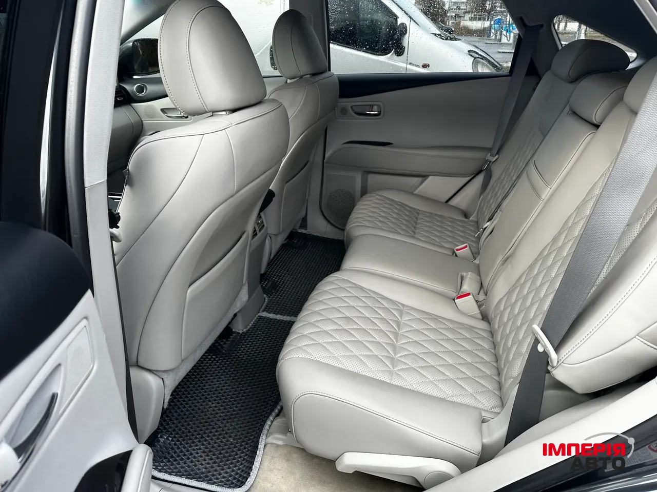 Lexus RX - фото 7