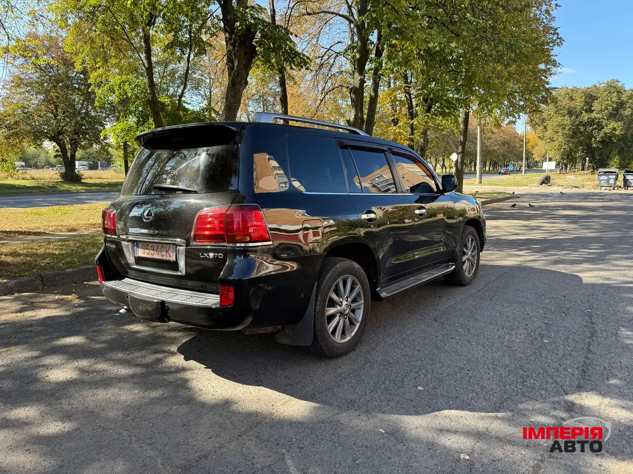 Lexus LX - фото 8