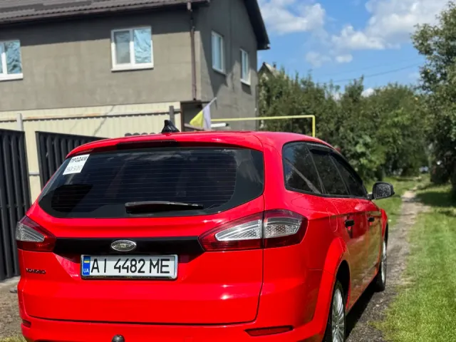 Ford Mondeo - фото 1