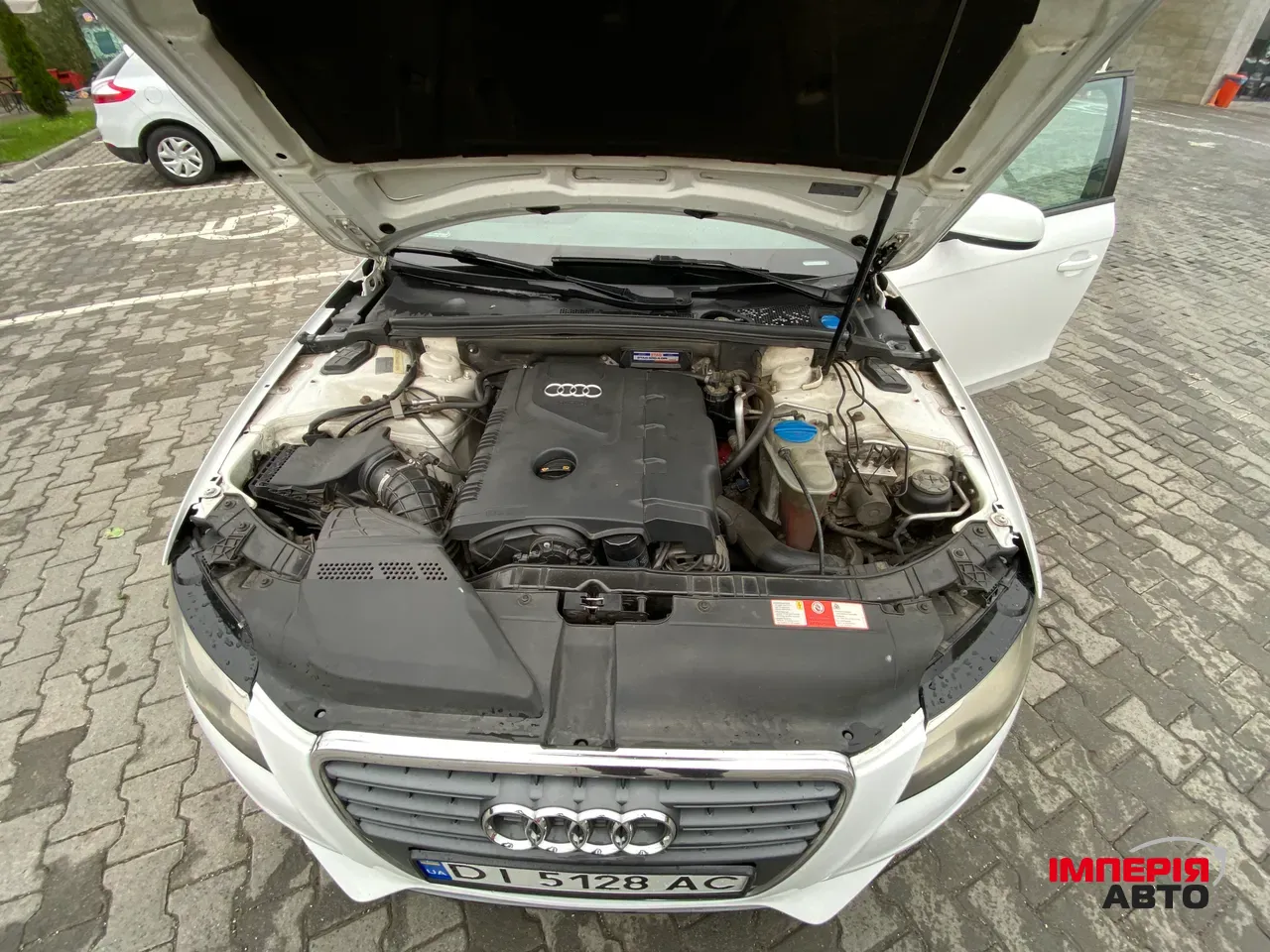 Audi A4 - фото 19