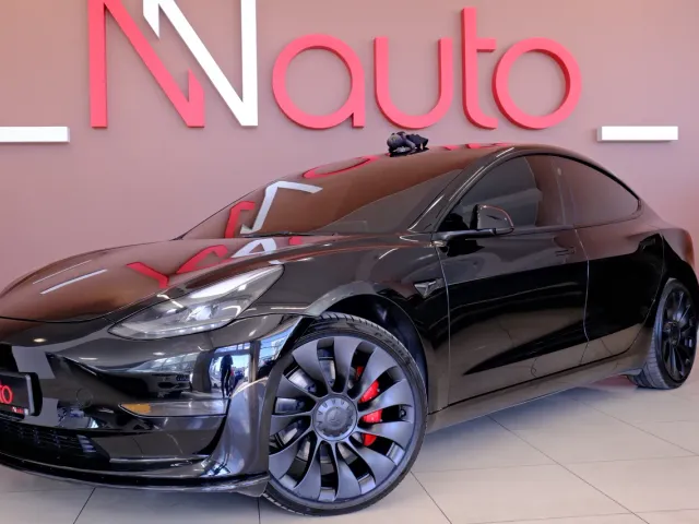 Tesla Model 3 - фото 2