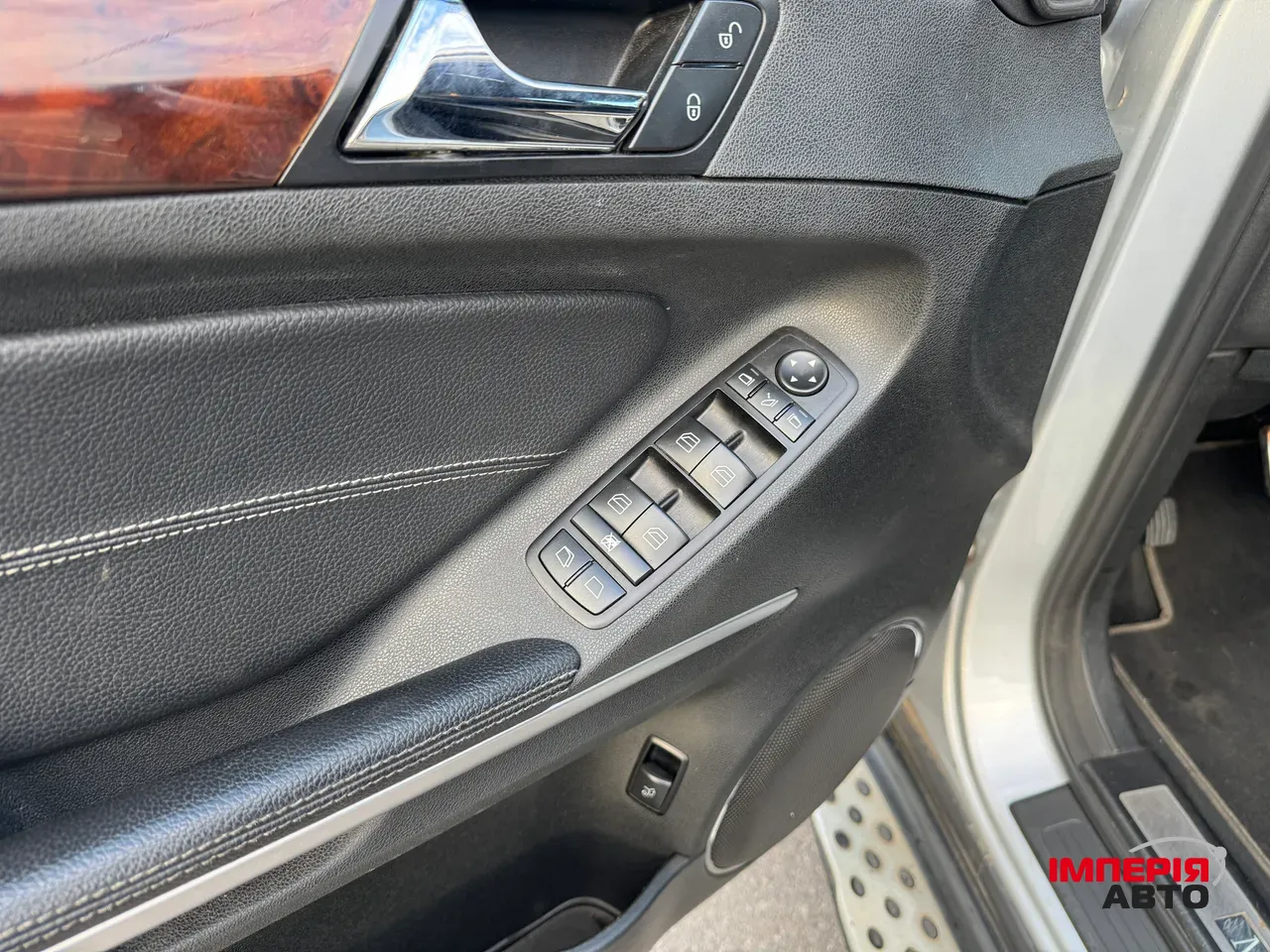 Mercedes-Benz GL-Класс - фото 41