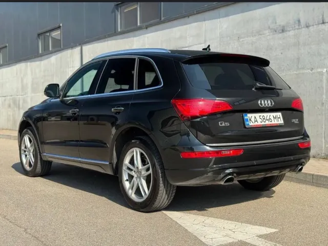 Audi Q5 - фото 5