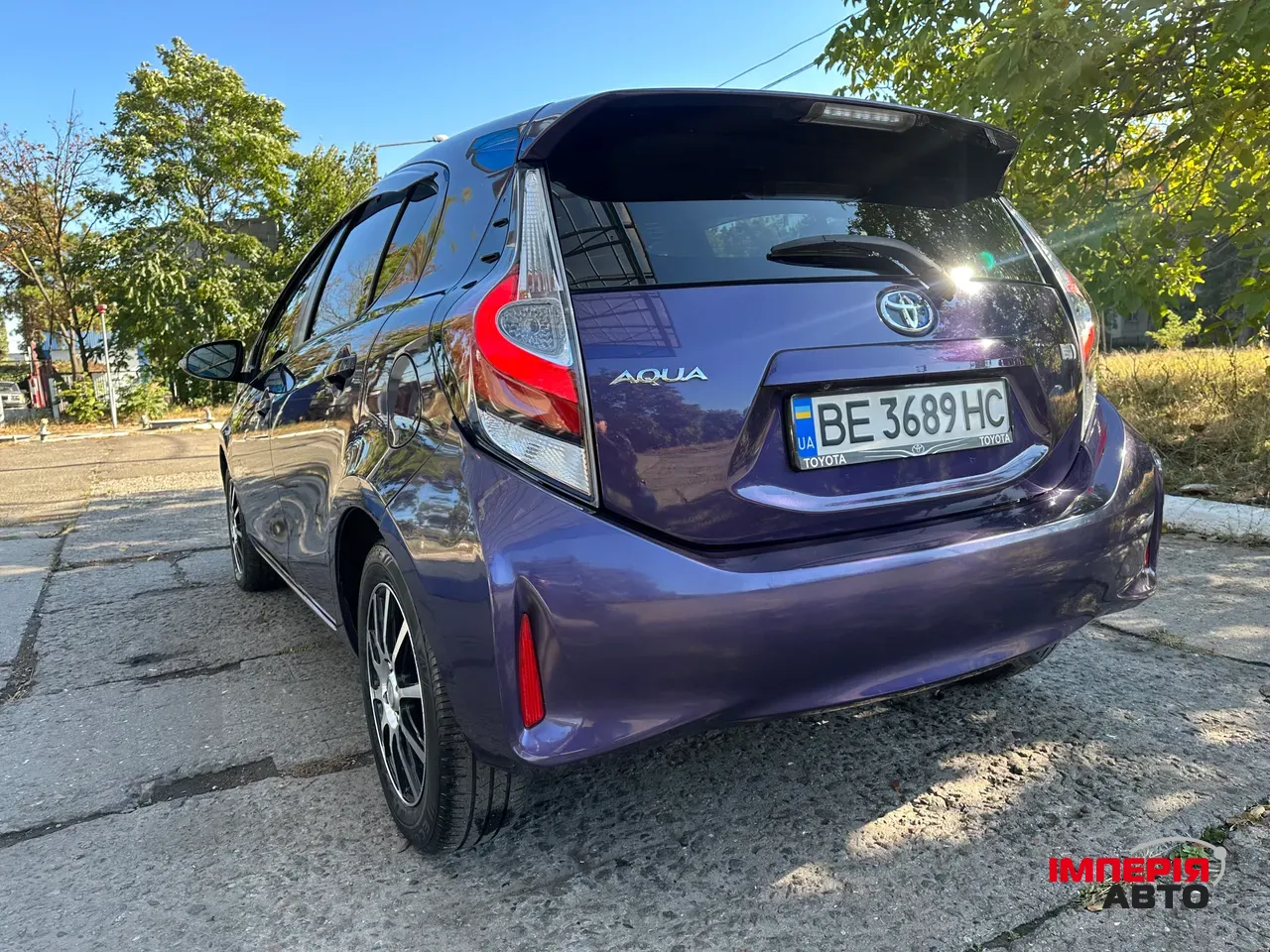Toyota Aqua - фото 12