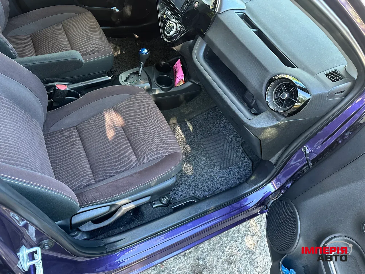 Toyota Aqua - фото 22