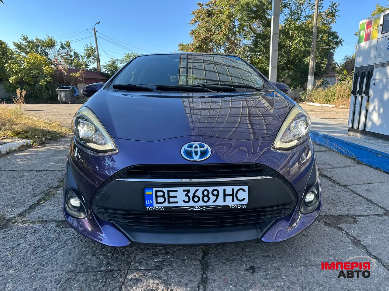 Toyota Aqua - фото 3