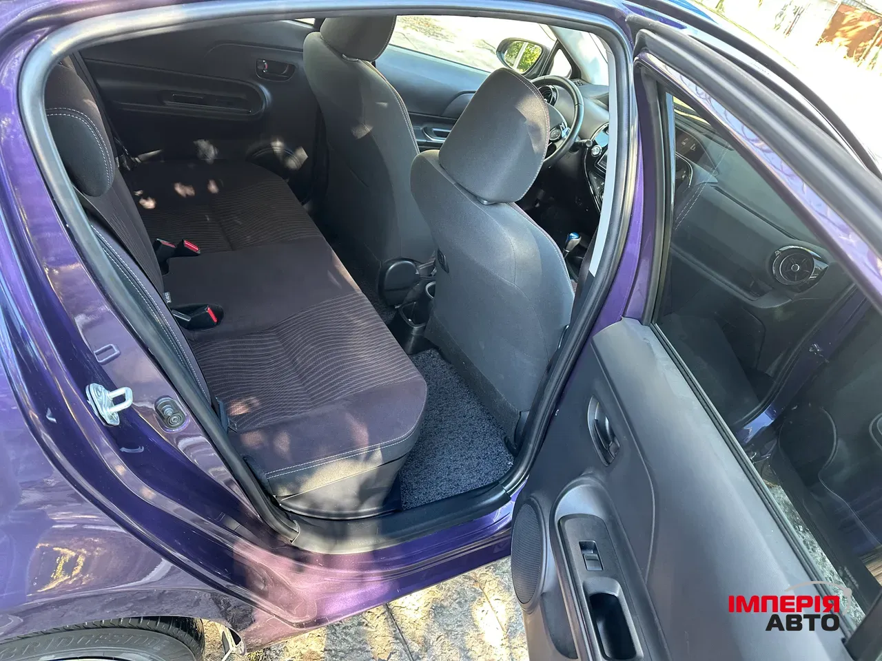 Toyota Aqua - фото 27