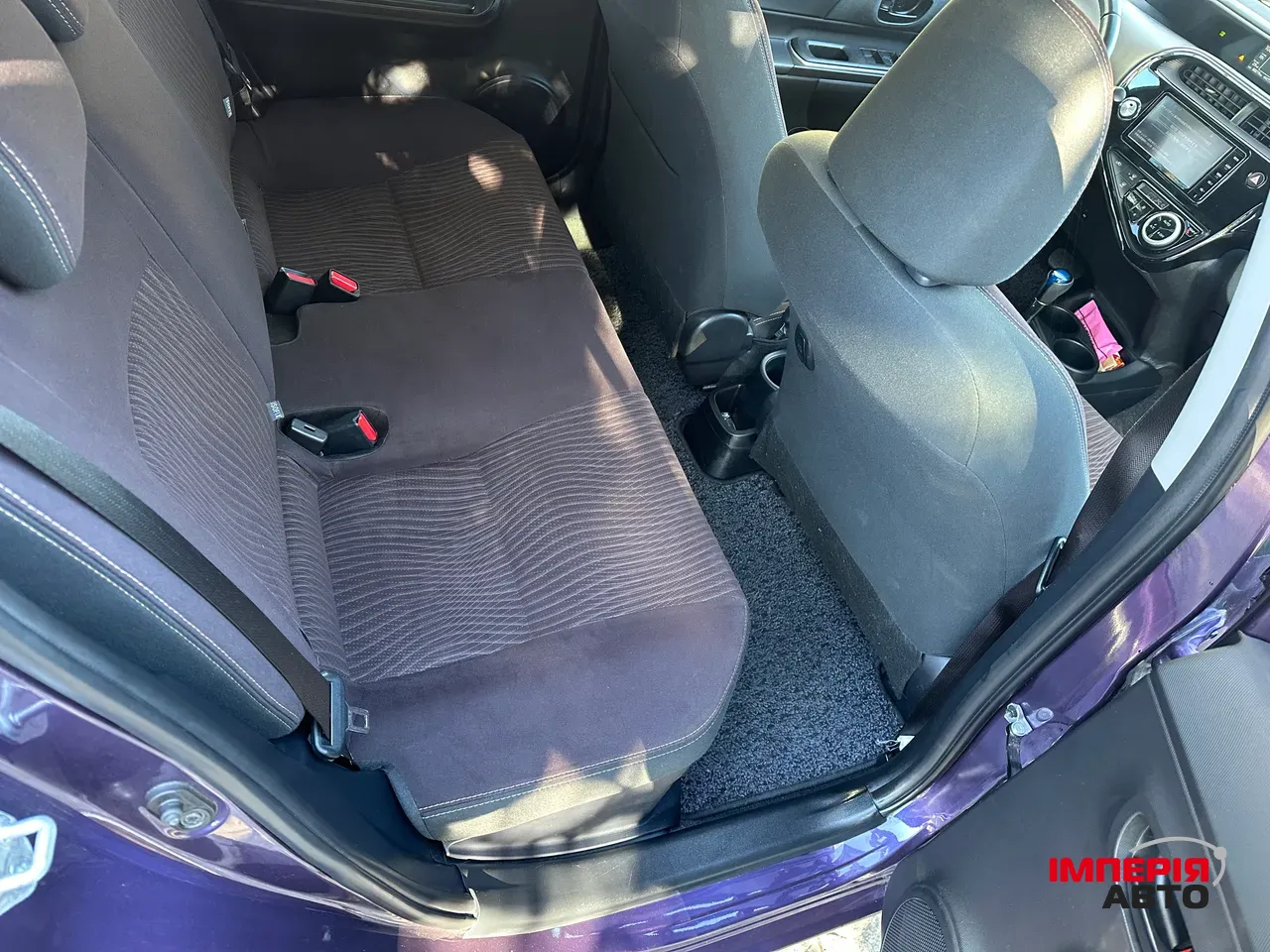 Toyota Aqua - фото 30