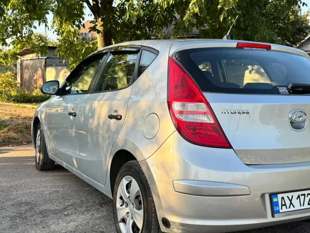 Hyundai i30 - фото 4