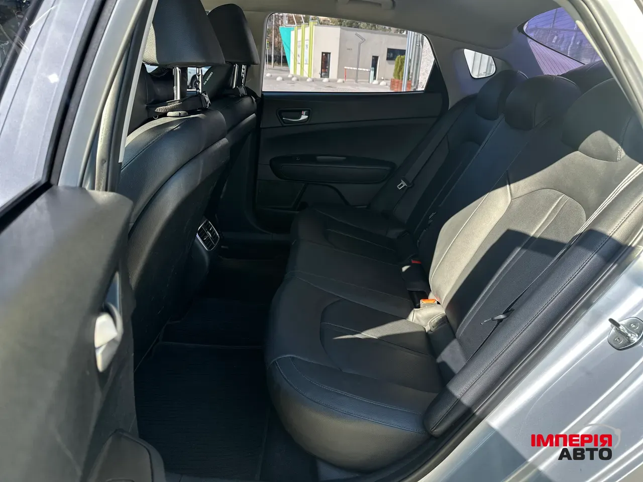 Kia K5 - фото 13