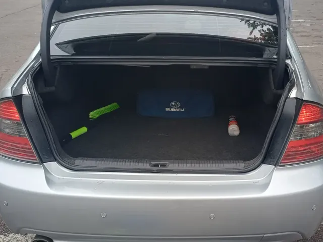 Subaru Legacy - фото 4
