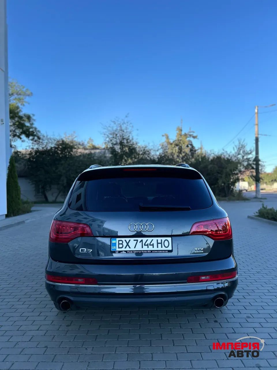 Audi Q7 - фото 2