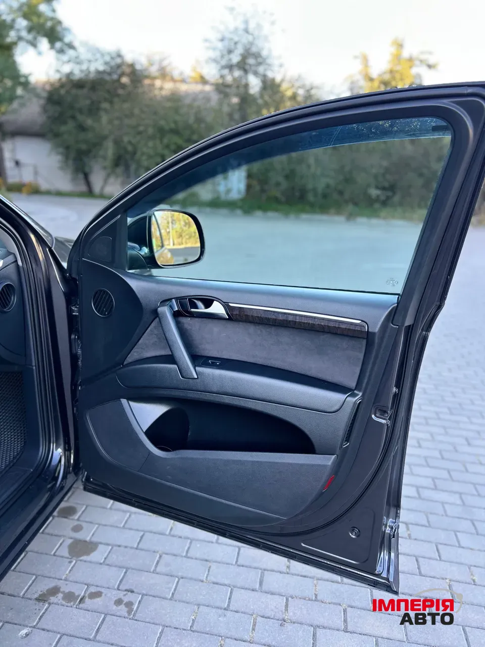 Audi Q7 - фото 16