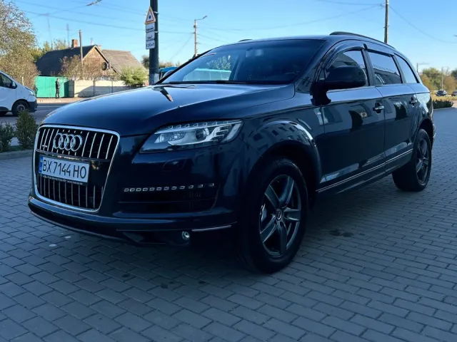 Audi Q7 - фото 3