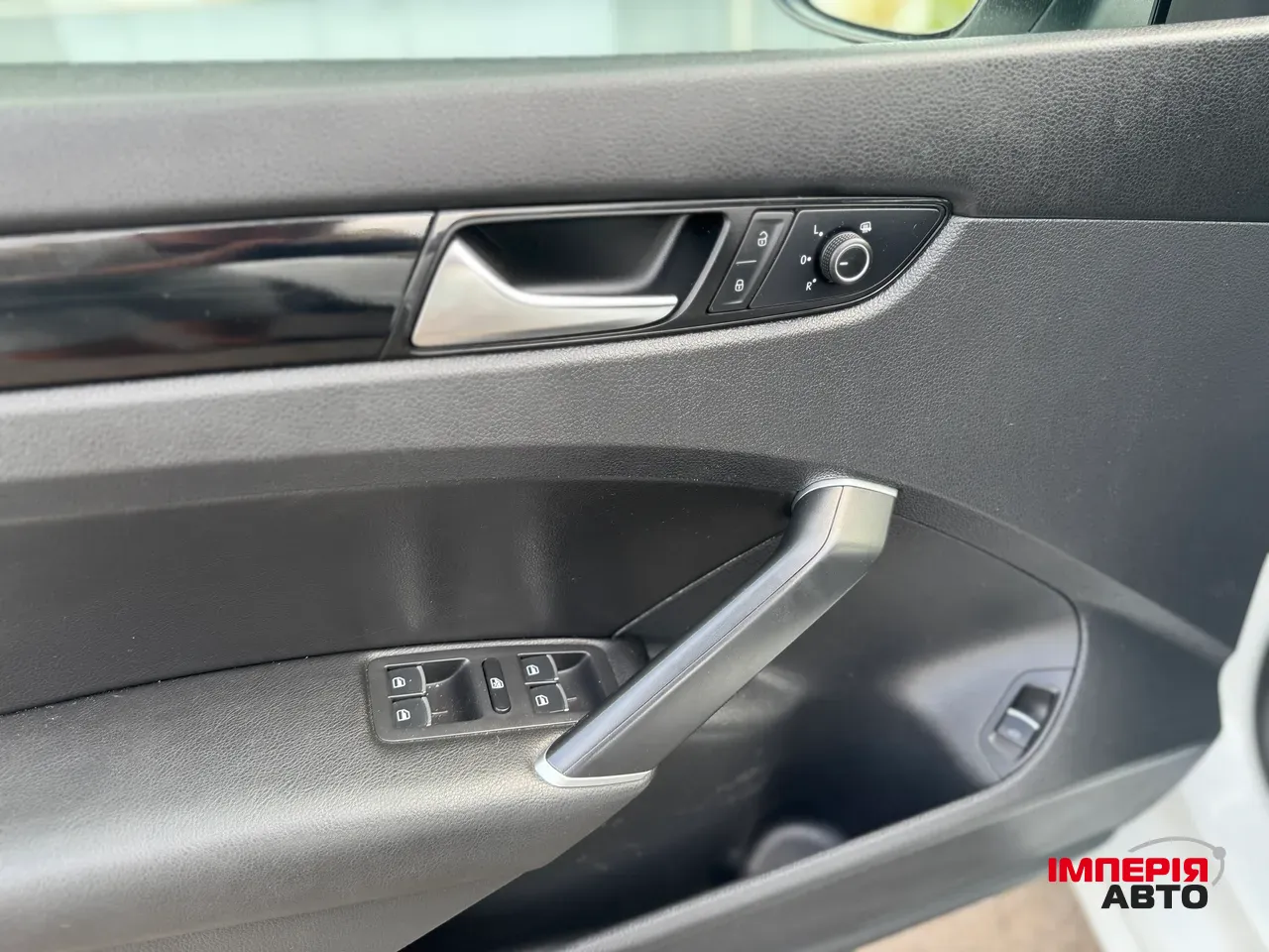 Volkswagen Passat (North America and China) - фото 14