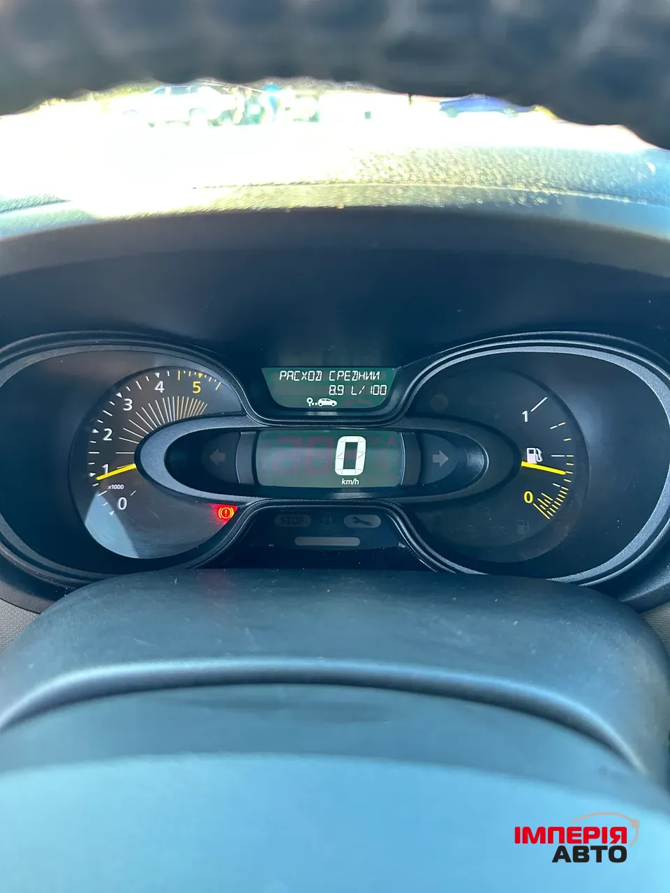 Renault Trafic - фото 11