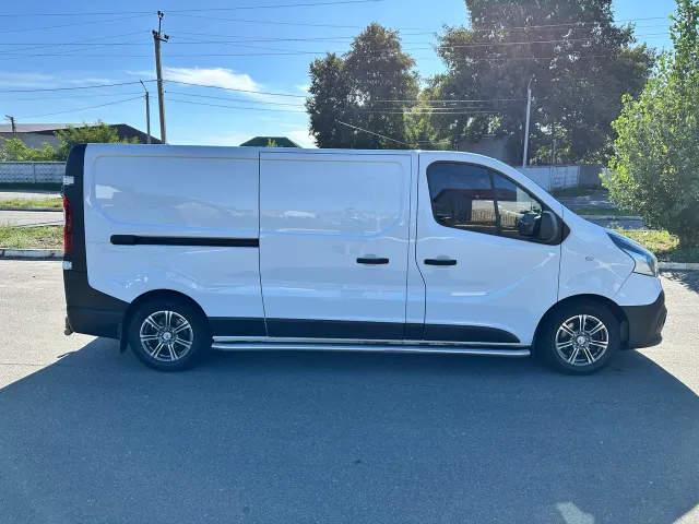Renault Trafic - фото 3