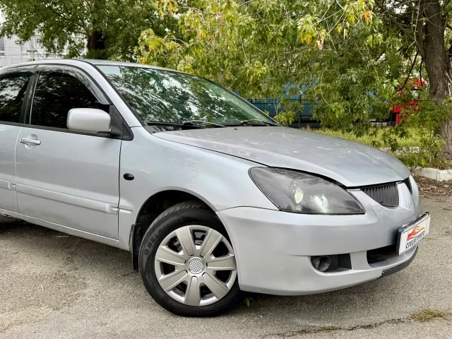 Mitsubishi Lancer - фото 5