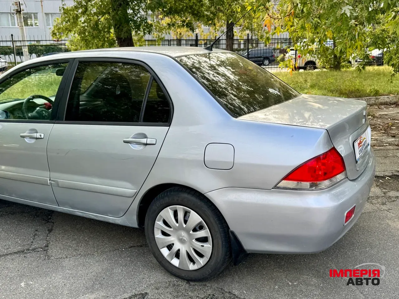 Mitsubishi Lancer - фото 10