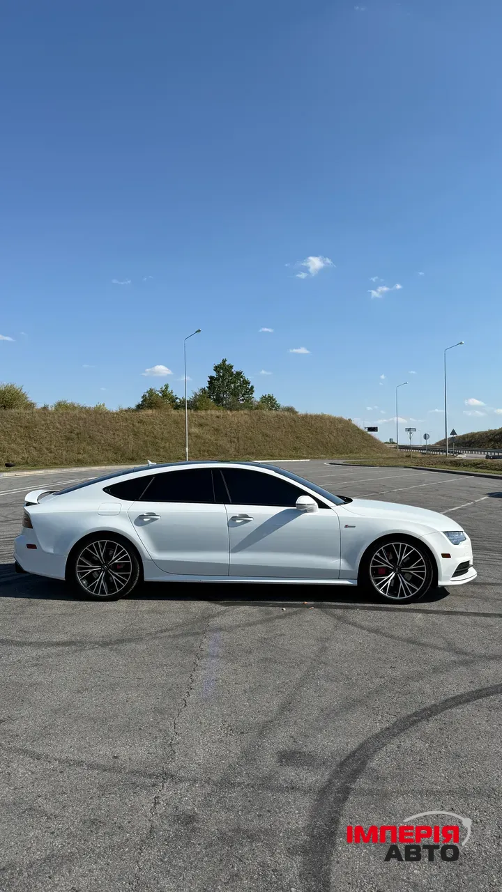 Audi A7 - фото 7