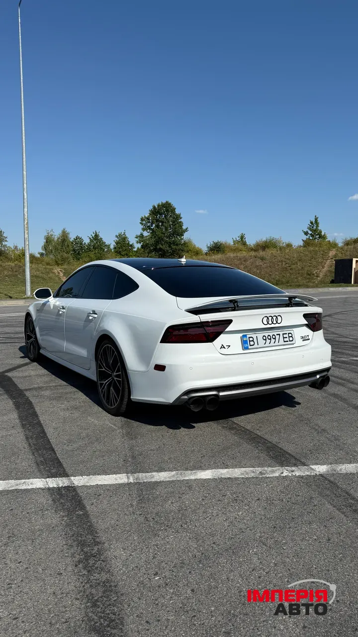 Audi A7 - фото 4