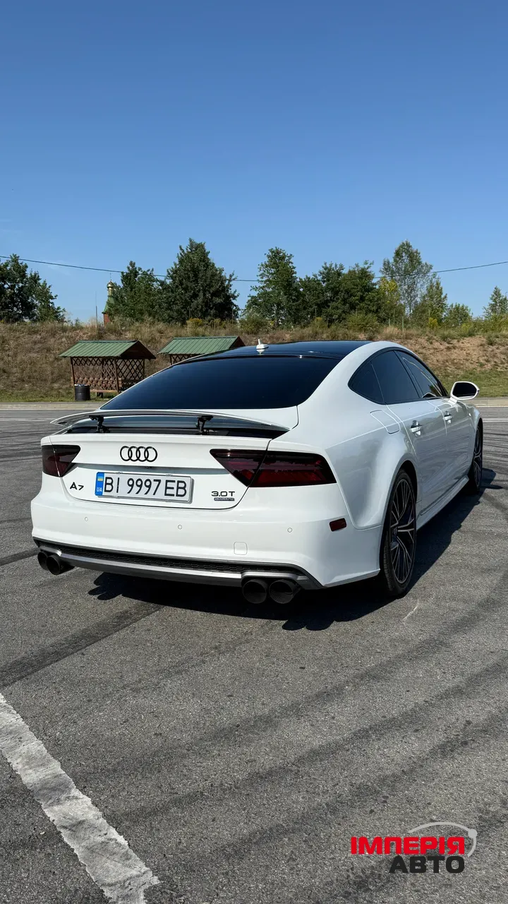 Audi A7 - фото 6