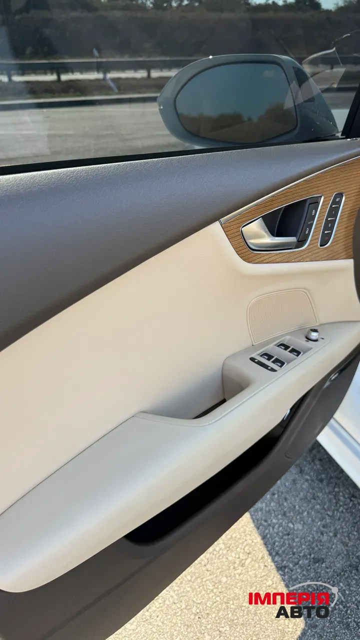 Audi A7 - фото 11