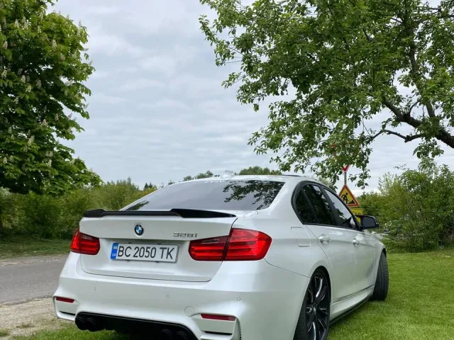 BMW 3 серії - фото 4