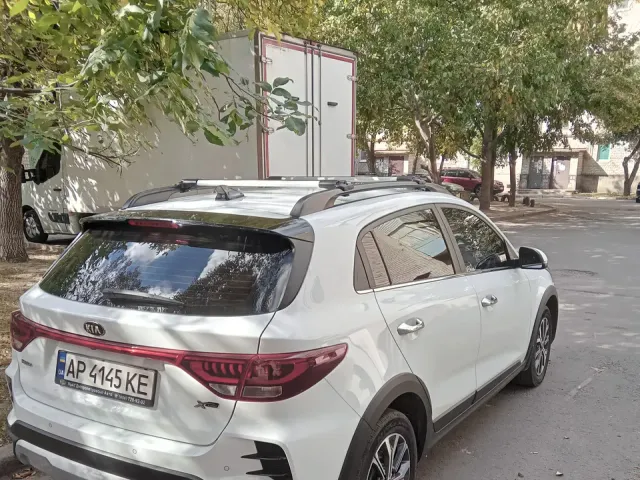 Kia Rio - фото 3