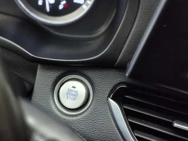 Hyundai Grandeur - фото 3