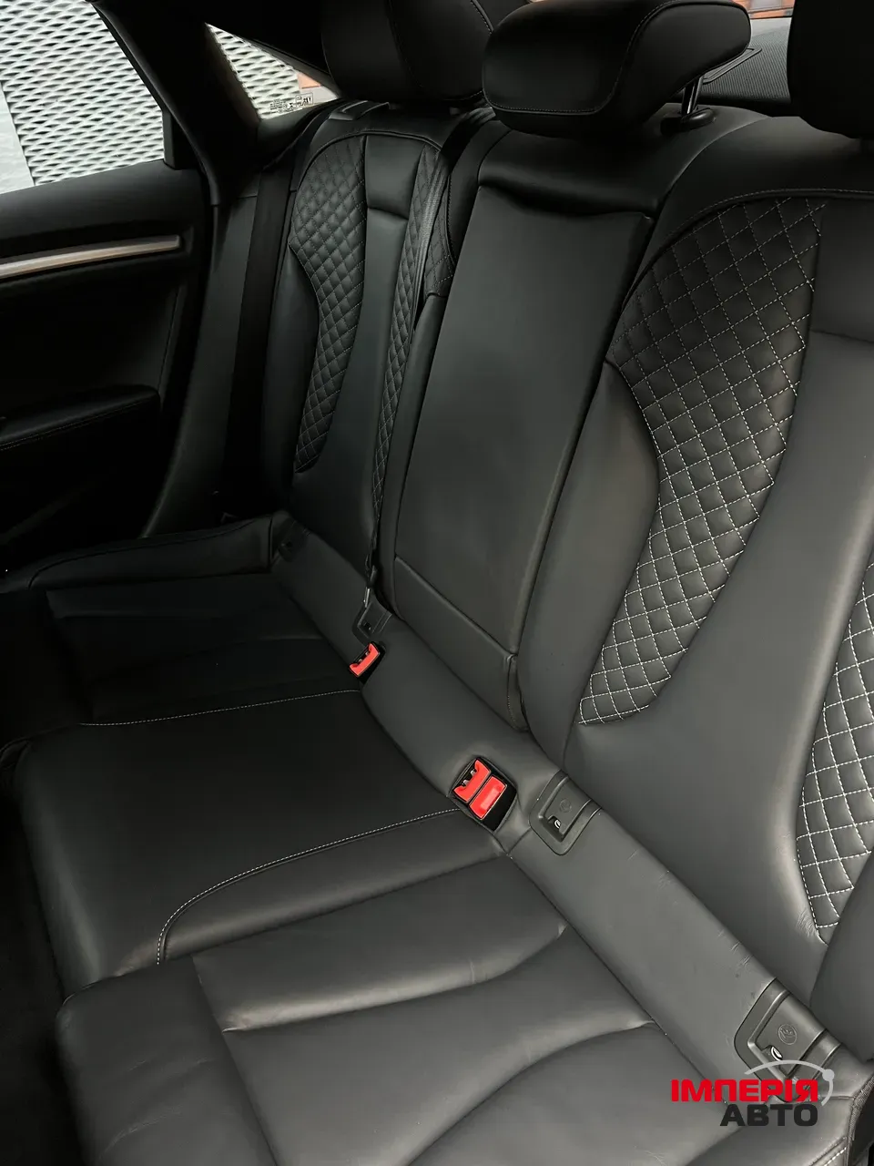 Audi S3 - фото 12