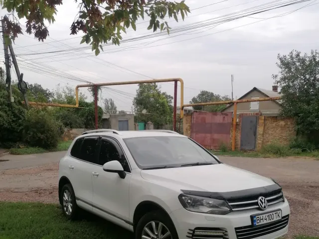 Volkswagen Touareg - фото 4